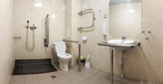 Отель Белтаможсервис-Минск Минск Одноместный номер - Подходит для гостей с ограниченными физическими возможностями-6